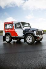Bowler Defender Challenge Car 2014 года